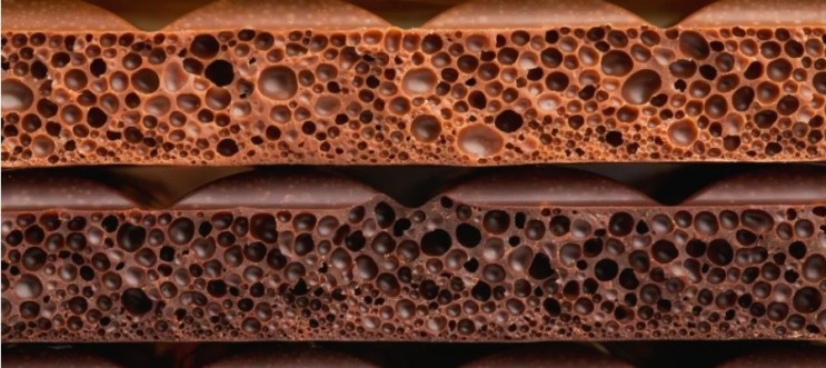 초콜렛을 가장 먼저 발명한 사람은 누구일까요?