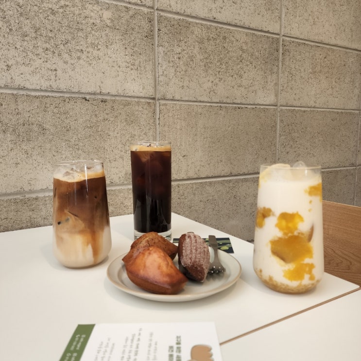  [용담저수지 카페] 용인 원삼 예쁜 베이커리 카페 '카페 비건드' 비건 음료와 비건베이커리 후기