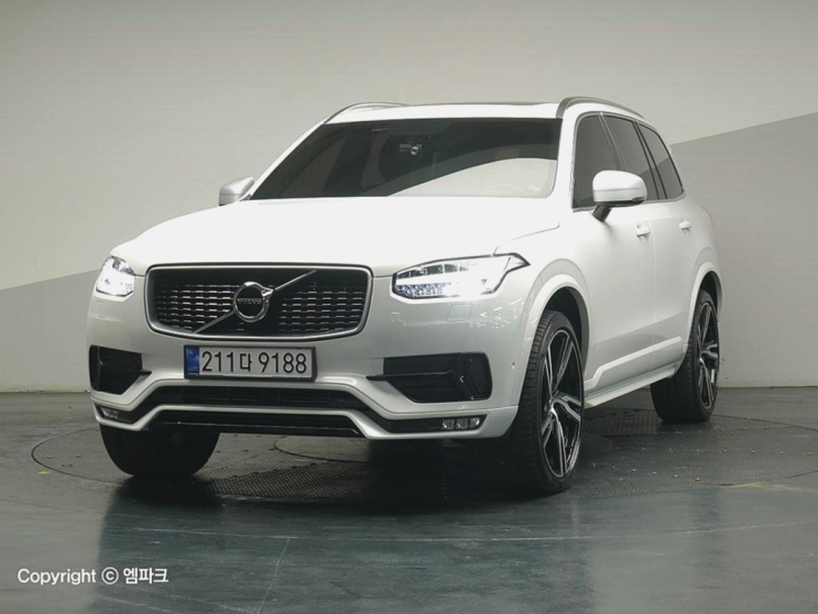  볼보 XC90 2세대 중고차 이거라고!!