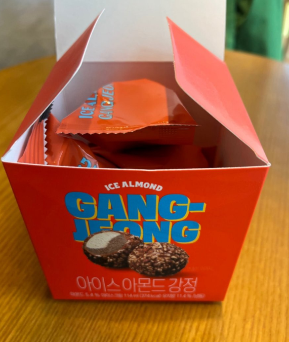  베스킨라빈스 아이스 아몬드 강정 츄릅~