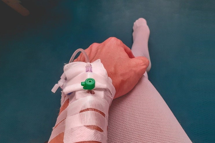 입원치료 중 정상 월급 수령…가해자 측 '휴업손해' 못 줘 입원치료 중 정상 월급 수령…가해자 측 '휴업손해' 못 줘