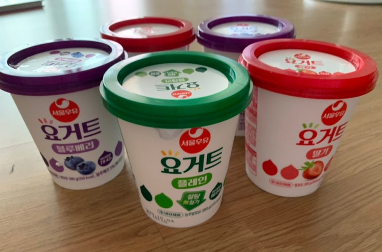 서울우유 신제품 요거트 플레인, 딸기, 블루베리 3가지맛 원유함량부터 다른 요거트라 맛있어요! ( 380g 대용량)