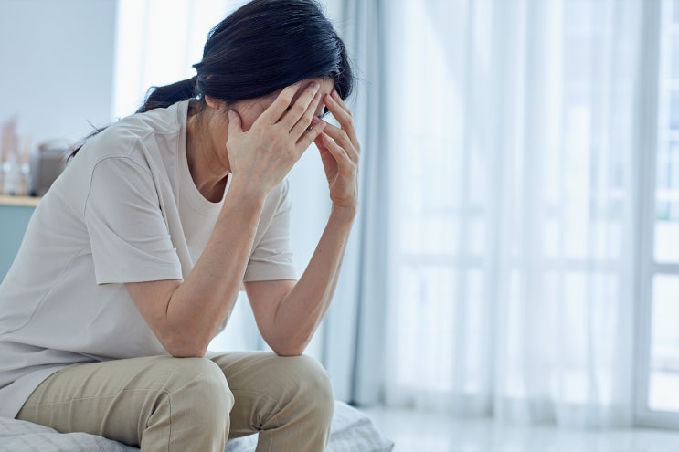  여성 갱년기 나이 증상 중년여성 영양제 루바브뿌리추출물
