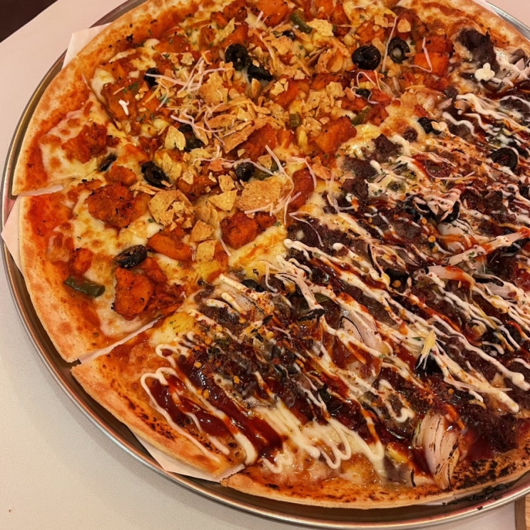  홍대 피자 맛집 뽀빠이피자클럽!