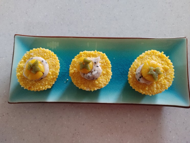  [제주 한림/카페] 동행갤러리ㅣ디저트 좋아하시나요? 제주 한림 만화카페 '황우럭 만화카페' (카페, 맛집, 리뷰)