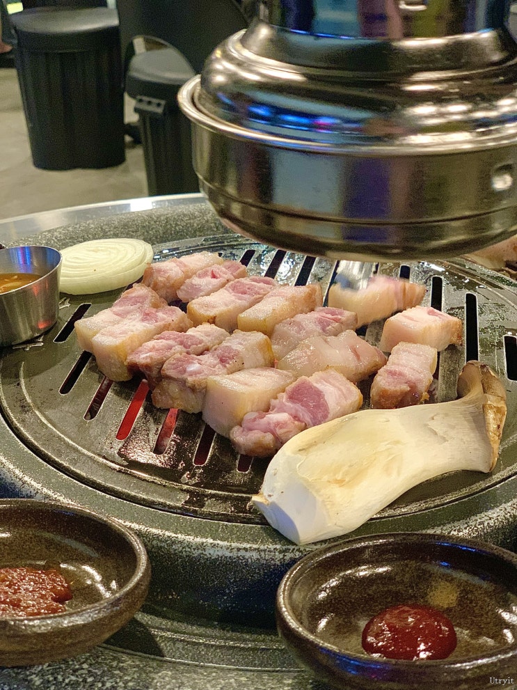  대구 수성구 삼겹살집 숙돈가에서 두툼한 돼지고기를 만나다