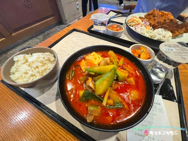  압구정 갤러리아 백화점 명품관맛집 점심추천 호족반 고추장 애호박찌개, 돈까스 주차꿀팁