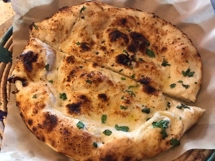  토론토 로컬이 추천한 맛집 카라히 보이즈
