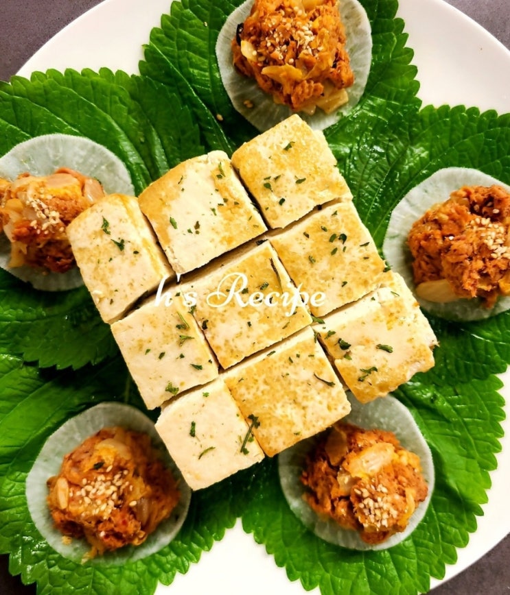 JMT 두부김치참치 스테이크 쌈 레시피:다이어트 식단,안주 강추!(+코스트코 종가집 포기김치) JMT 두부김치참치 스테이크 쌈 레시피:다이어트 식단,안주 강추!(+코스트코 종가집 포기김치)