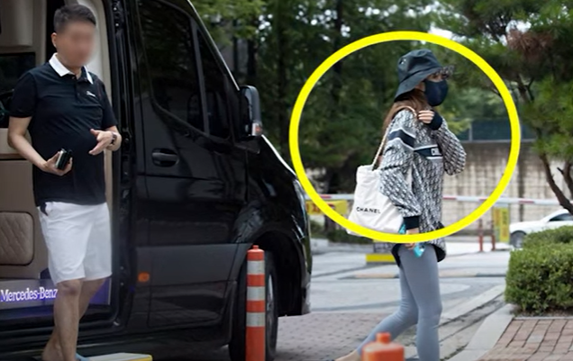 배우 박민영 빗썸 회장과 열애 중 보도나왔다... 82년생 은둔의 재력가 만남 포착... 한남동 최고급 빌라 슈퍼카 소유 배우 박민영 빗썸 회장과 열애 중 보도나왔다... 82년생 은둔의 재력가 만남 포착... 한남동 최고급 빌라 슈퍼카 소유