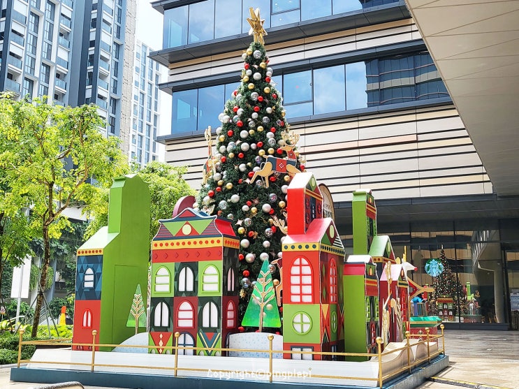 한여름의 크리스마스 싱가포르 쥬얼창이 오차드 그리고 서이추환영