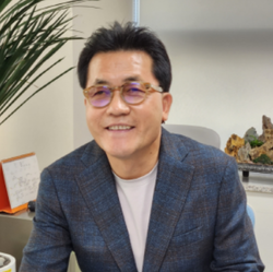  옥천군민대상 특별부문에 이왕종씨 선정