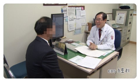 신장병, 그 끝없는 싸움 20kg의 부기, 신증후군을 치료하라! - EBS 명의 신장내과 전문의 김현철....