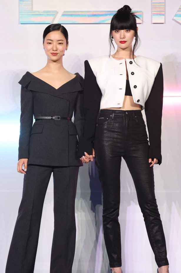 전여빈 나나 글리치 제발회 전여빈 나나 글리치 제발회
