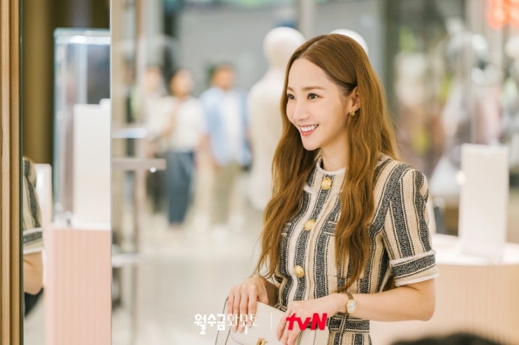 3회 <b>박민영</b> 옷 블레이저 샤넬 귀걸이 발망 원피스 알라이아 <b>하트</b>백