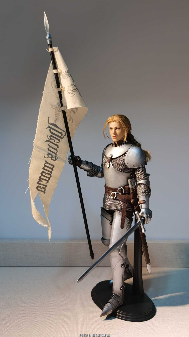  『POP TOYS』1/6 Saint Knight 2.0 잔다르크 리메이크 버전 실제품 [해외 리뷰]