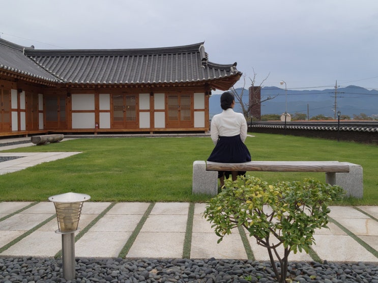  경주 황리단길 근처 한옥숙소 화랑루 고즈넉하니 아리따워요