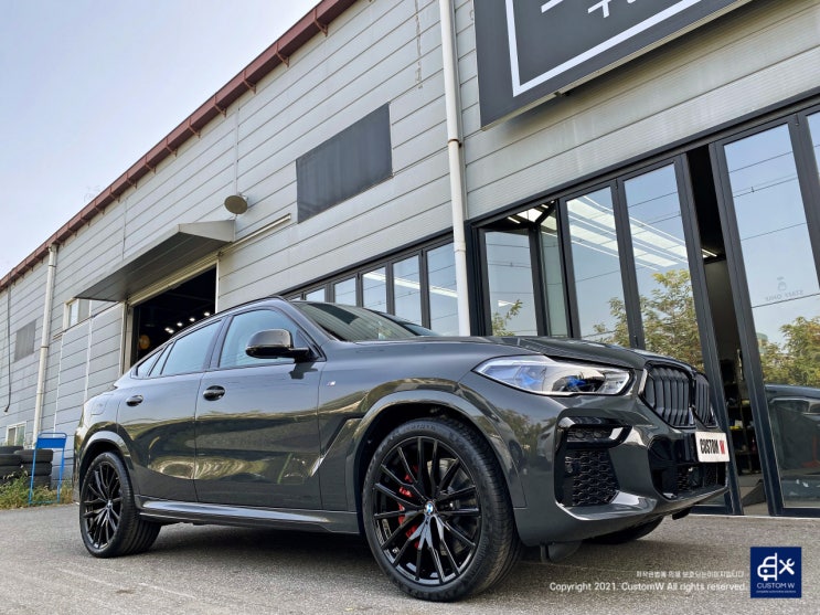  신차 BMW X6 40d 742M 블랙유광 휠도색 + 레드 캘리퍼 도색