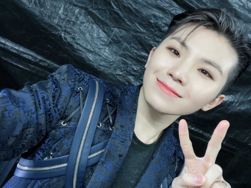 SEVENTEEN Woozi's January 2022 Schedule Collection
