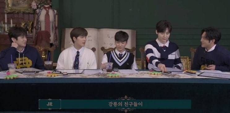 뉴이스트 종현이 고향 친구들이 종현이 집 놀러오면 가장 하고 싶은 것 1순위 뉴이스트 종현이 고향 친구들이 종현이 집 놀러오면 가장 하고 싶은 것 1순위