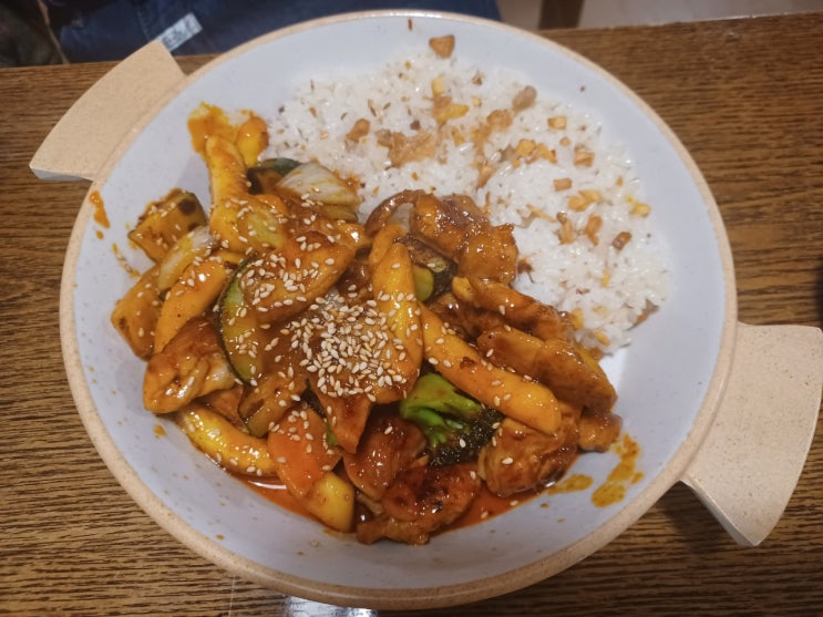  [안암] 시그니처키친(뚝닭) 신메뉴 마라맛 먹어본 후기