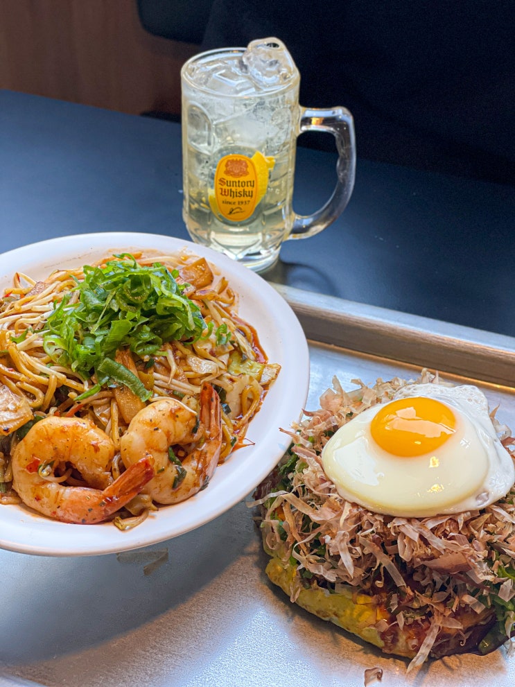  [신사] 가로수길 신상 핫플레이스&술집! 오꼬노미야끼/야끼소바 맛집, "핫쵸"