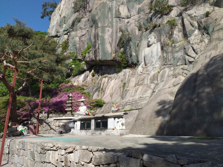 부처바위에 지어진 신라시대 사찰. 남양주 불암산 천보사(天寶寺)