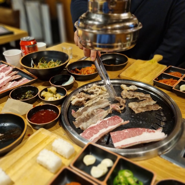  차돌 먹으러 차 돌려!