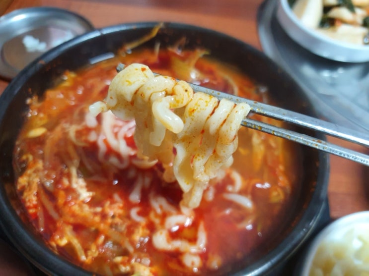  아구찜 맛집에서 육개장 맛집으로 변신한 안성 아우네육개장 방문기