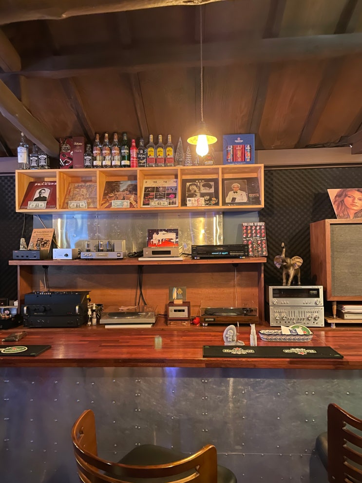 제주도 서귀포의 감성 펍/LP바 프레드 허쉬 제주도 서귀포의 감성 펍/LP바 프레드 허쉬