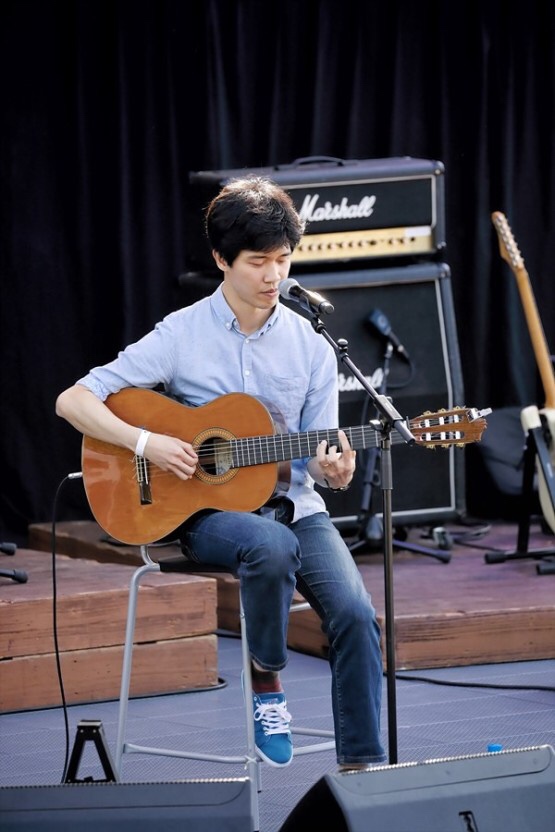  김목인 불편한 식탁