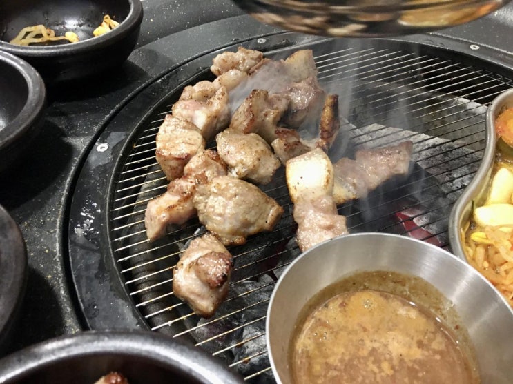  서대문역 맛집 - 원조부안집, 돼지고기의 정석을 맛보다. + 목살