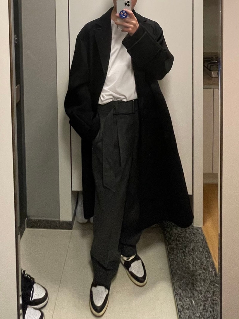 [WOOYOUNGMI PARIS] 우영미 블랙 포켓 디테일 싱글 코트 / 데일리룩 코디하기 좋은 남자코트