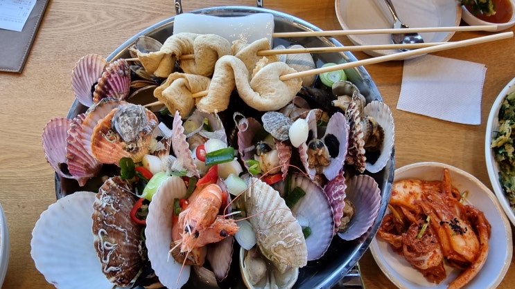  영종도 맛집 구읍뱃터 97도씨 해물칼국수, 조개전골, 땡초홍합부추전 별미