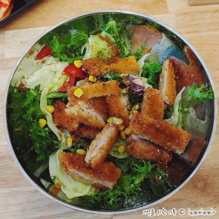 신림동 / 대학동 올바른버거와 맞은편 빨봉분식 신림동 / 대학동 올바른버거와 맞은편 빨봉분식