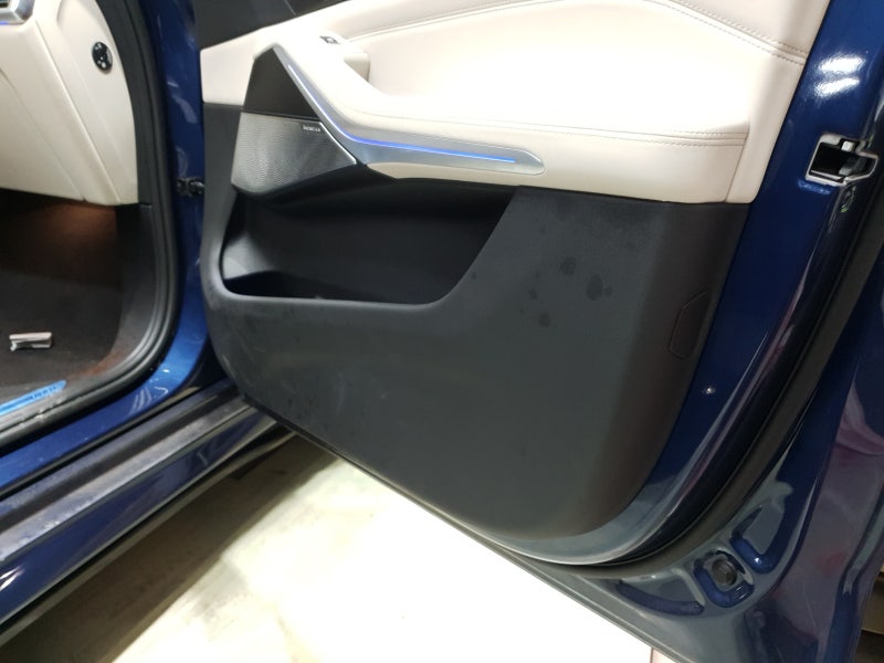 오산 수목원로 / 실내복원/시트 / BMW / X5