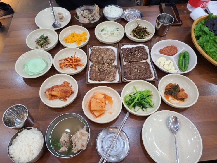  광주여행 3일차 - 광주송정역 맛집 송정떡갈비 1호점 한우떡갈비/유황오리떡갈비c 내돈내산