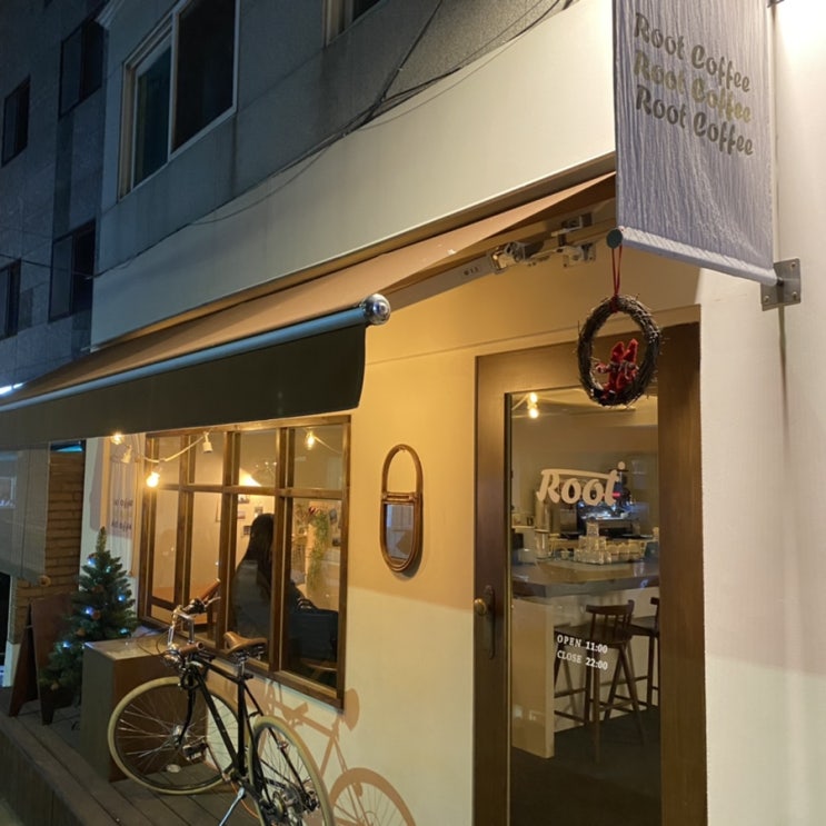 [연남동] 일본느낌 물씬나는 연남동 카페 ‘루트커피’