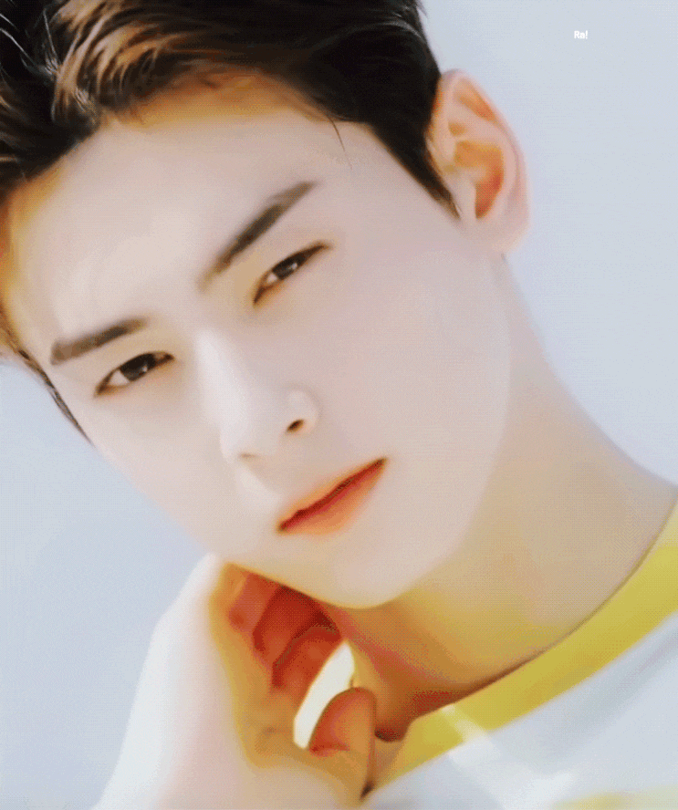 마리끌레르 차은우, 얼굴도 피부도 천재인 차은우(이동민) 보정 움짤! 마리끌레르 차은우, 얼굴도 피부도 천재인 차은우(이동민) 보정 움짤!