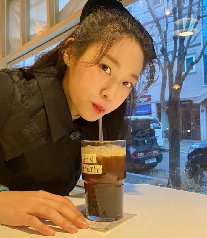 'AOA 멤버' 설현이 착용한 액세서리, 장난감 세트를 명품처럼 소화 "모두가 놀랄 수준" 'AOA 멤버' 설현이 착용한 액세서리, 장난감 세트를 명품처럼 소화 "모두가 놀랄 수준"