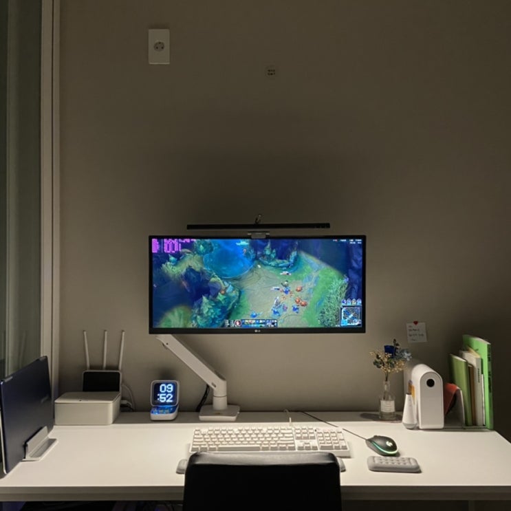  [내돈내산] NB F100A 모니터암 화이트 후기  / LG 29WL500 모니터암 / 29인치 모니터