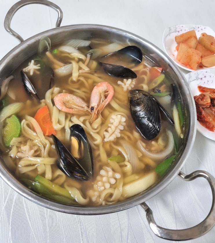 백석역 맛집 집밥뚝딱 일산백석점 해물칼국수 밀키트 백석역 맛집 집밥뚝딱 일산백석점 해물칼국수 밀키트