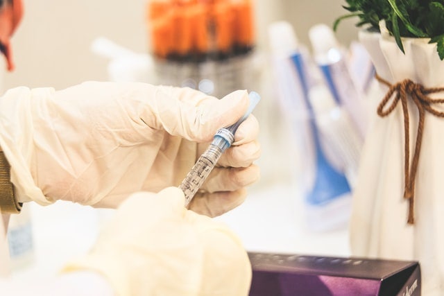 아토피, 비염, 자가면역질환, 통증질환의 은총이자 저주. 스테로이드(steroid)의 효능, 부작용 이야기