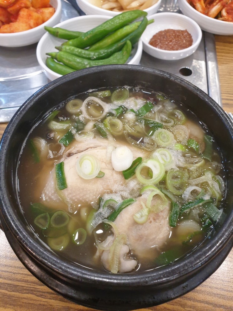  [영등포/당산역/보양식] 당산마루 능이버섯 백숙•삼계탕 / 흑미수수호떡