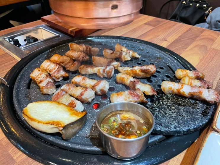  김해장유 율하2지구 대접받는 이가육 고깃집을 소개합니다.