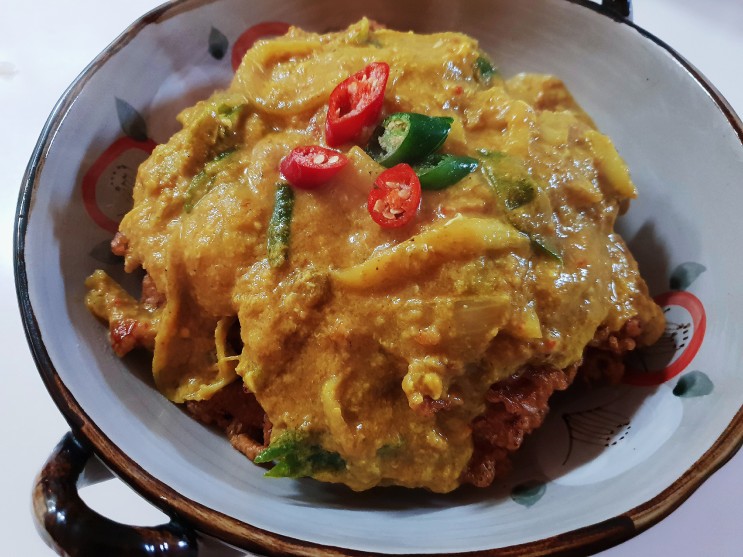 "푸팟퐁커리" 레시피, 게 껍질까지 먹을 수 있는 태국카레와 소프트 쉘 크랩 손질방법
