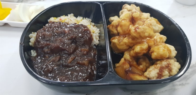 상하이24시 중화요리 탕볶밥 점심식사