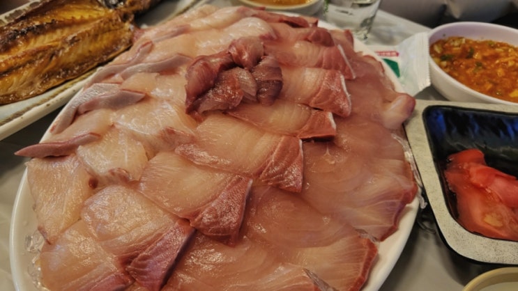 부천역 수산시장 :: 특수부위까지 주는 부천역 횟집, 대방어 맛집 