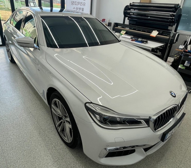  대전 유성 블랙박스와 보조배터리 장착점 유성틴팅 BMW 730LD 시공기