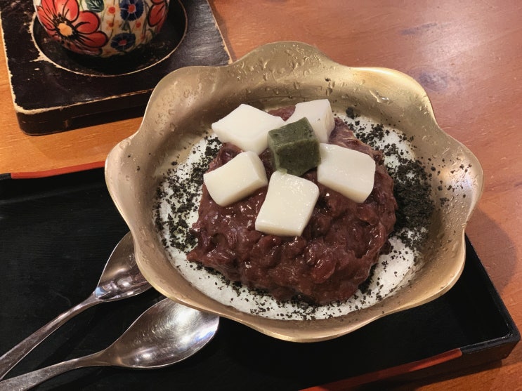  전주 외할머니솜씨 - 클래식한 맛의 흑임자팥빙수!